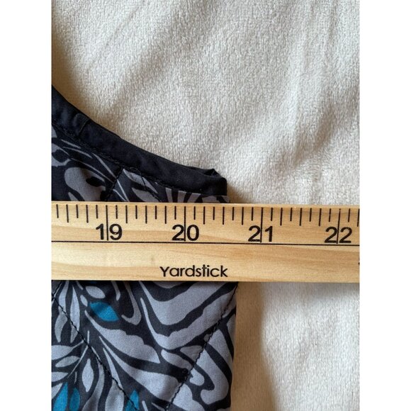 Croft & Barrow Womens Quilted Vest L Blue & Gray Floral Pattern - Picture 4 of 8